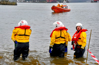 RNLI - Queensferry Loony Dook 0009