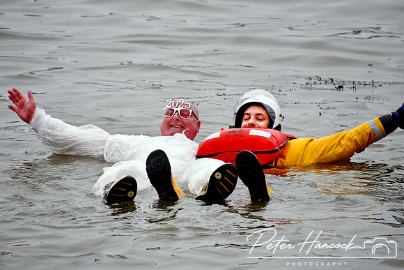 RNLI - Queensferry Loony Dook 0016