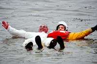 RNLI - Queensferry Loony Dook 0016