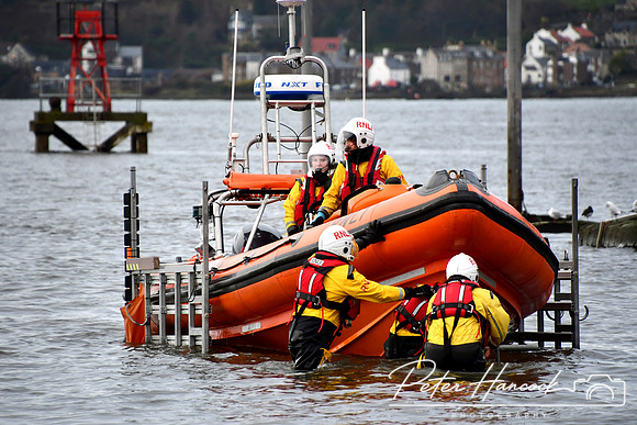 RNLI - Queensferry Loony Dook 0098