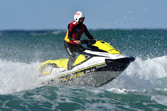 R.N.L.I Lifeguards Perranporth Autumn 2023 - 0016