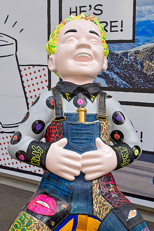 Aff Yir Rocker 5 - Waverley Station - Wendy Helliwell