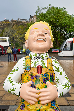 Flowers of Scotland 1 - Castle Street - Katie Chapell