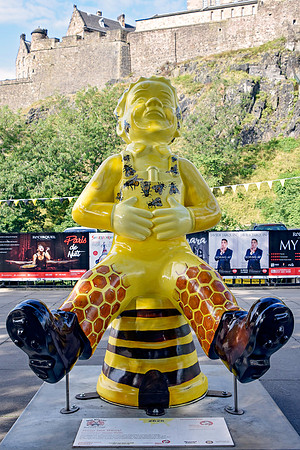 Help Ma Bees 2 - Castle Terrace - Nicola Boon