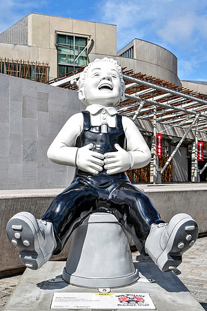Oor Classic 5 - Scottish Parliament - Peter Davidson