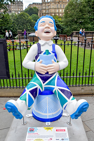 Oor Crossing 10 - Stacey Adam - Princes Street Piper