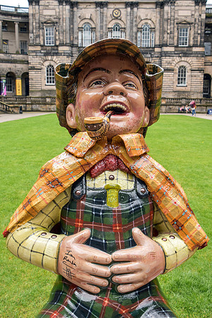 Oor Sherlock Holmes 4 - Edinburgh University Quad - Chris Rutterford