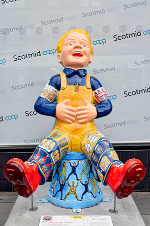 Oor Shopkeeper Wullie 2 - Leith Walk - Edinburgh Sketcher