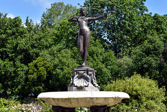 HydePark128