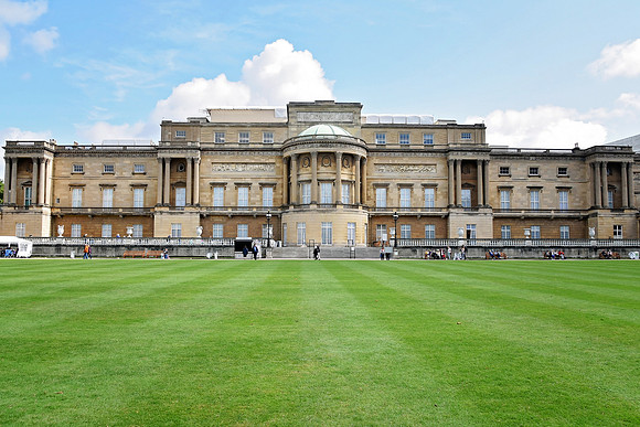 Buckingham Palace Gardens 100