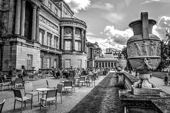 Buckingham Palace Gardens 148
