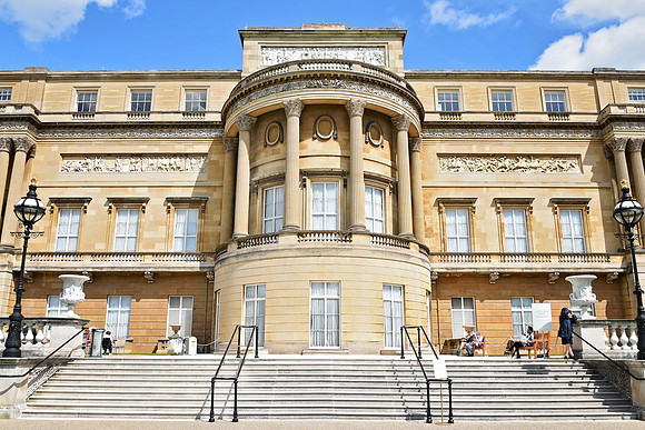 Buckingham Palace Gardens 151