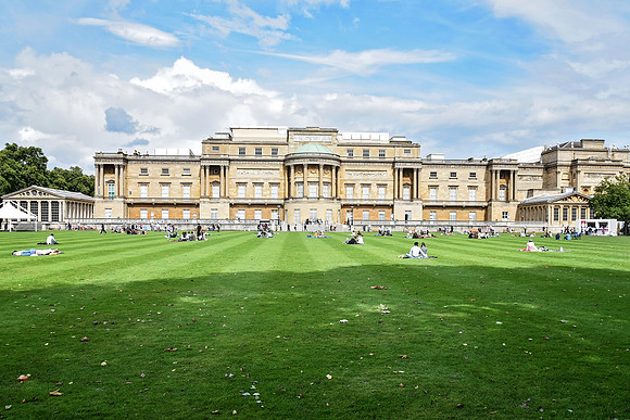 Buckingham Palace Gardens 165