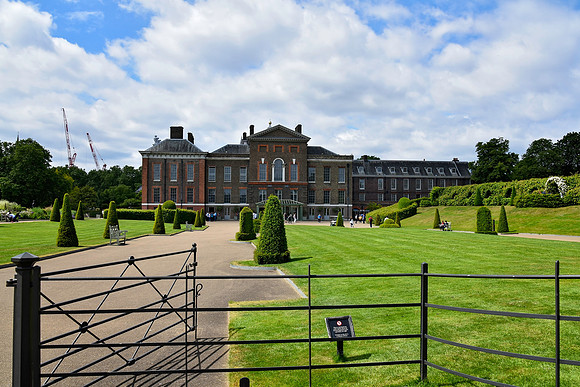 KensingtonPalaceandGardens127