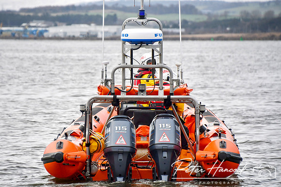 RNLI - Queensferry Loony Dook 0085