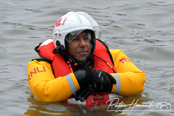 RNLI - Queensferry Loony Dook 0026