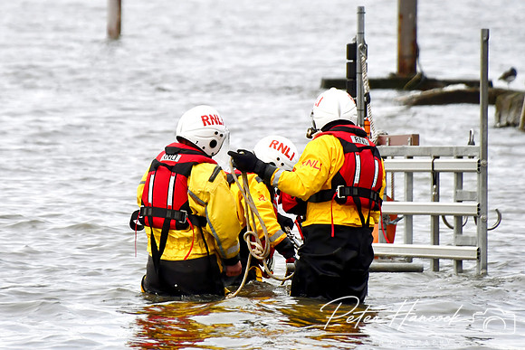 RNLI - Queensferry Loony Dook 0087