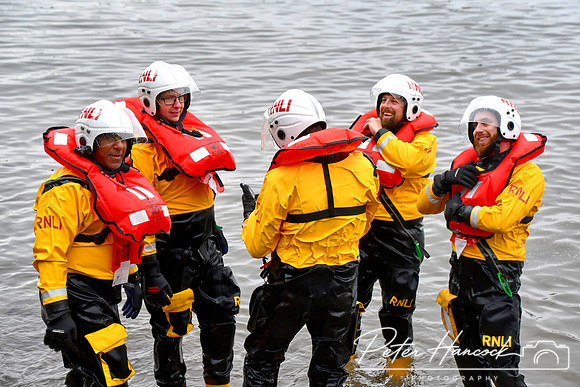 RNLI - Queensferry Loony Dook 0051