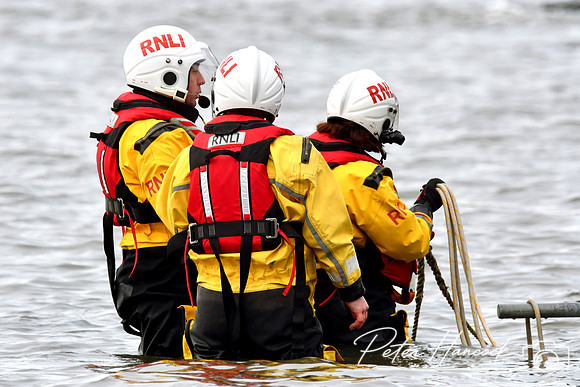 RNLI - Queensferry Loony Dook 0091