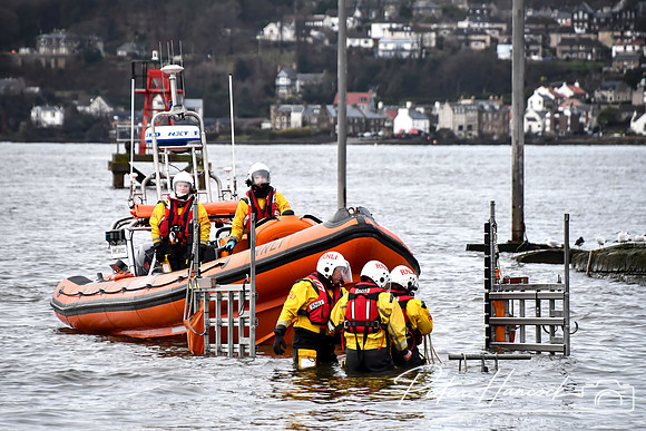 RNLI - Queensferry Loony Dook 0094
