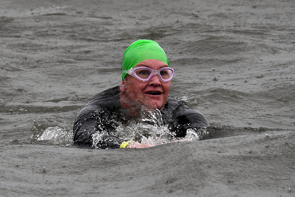 RNLI Buoy to Beacon Swim and Run - 0101