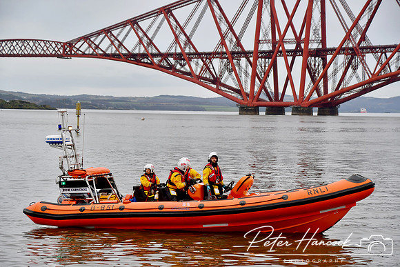 RNLI - Queensferry Loony Dook 0048