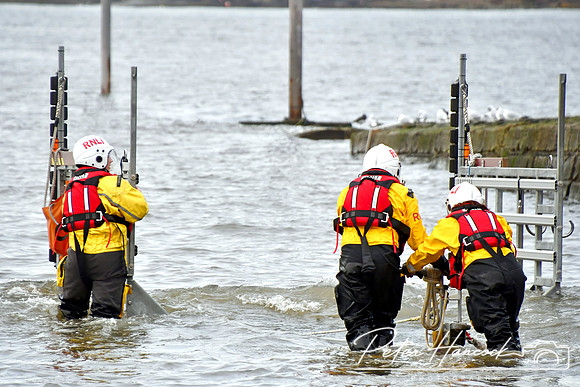 RNLI - Queensferry Loony Dook 0084