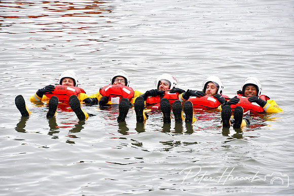 RNLI - Queensferry Loony Dook 0033